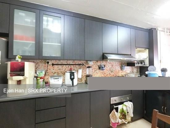 Blk 126 Yishun Street 11 (Yishun), HDB 4 Rooms #213378471